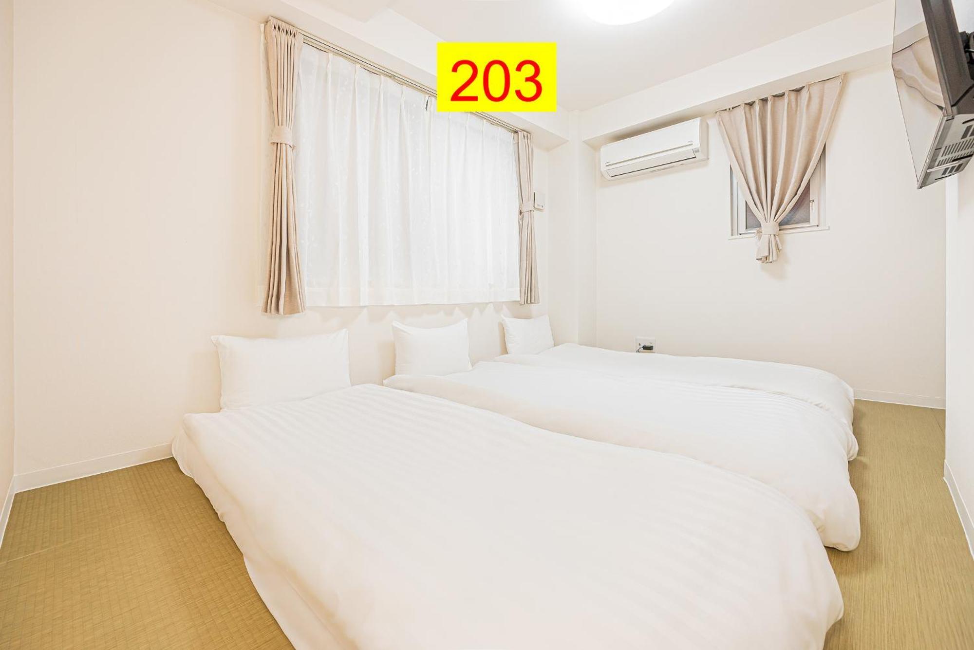Shinjuku Downtown 1Min Walk To Metro Cozy Apt Токіо Номер фото